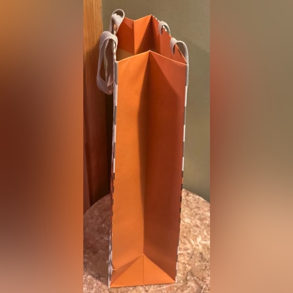 14” x 10” authentic Louis Vuitton Holiday Christmas Checkered Paper Shopping Bag - Picture 3 of 4